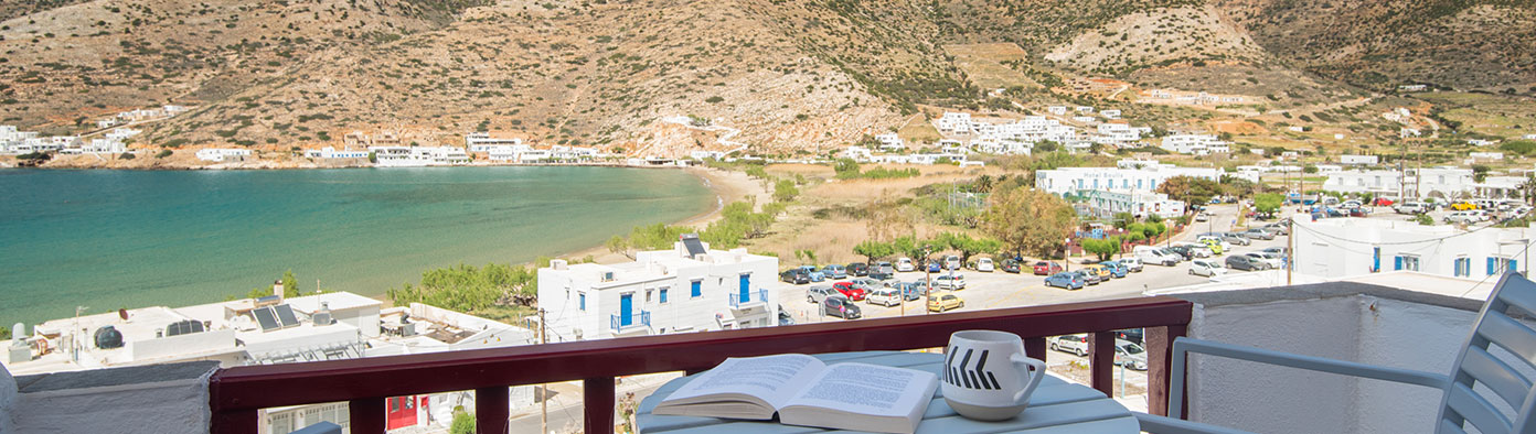 Double rooms at Simeon accommodation in Sifnos